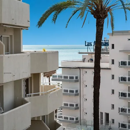 Benalbeach Bliss Seafront Retreat With Balcony Benalmadena Exterior photo